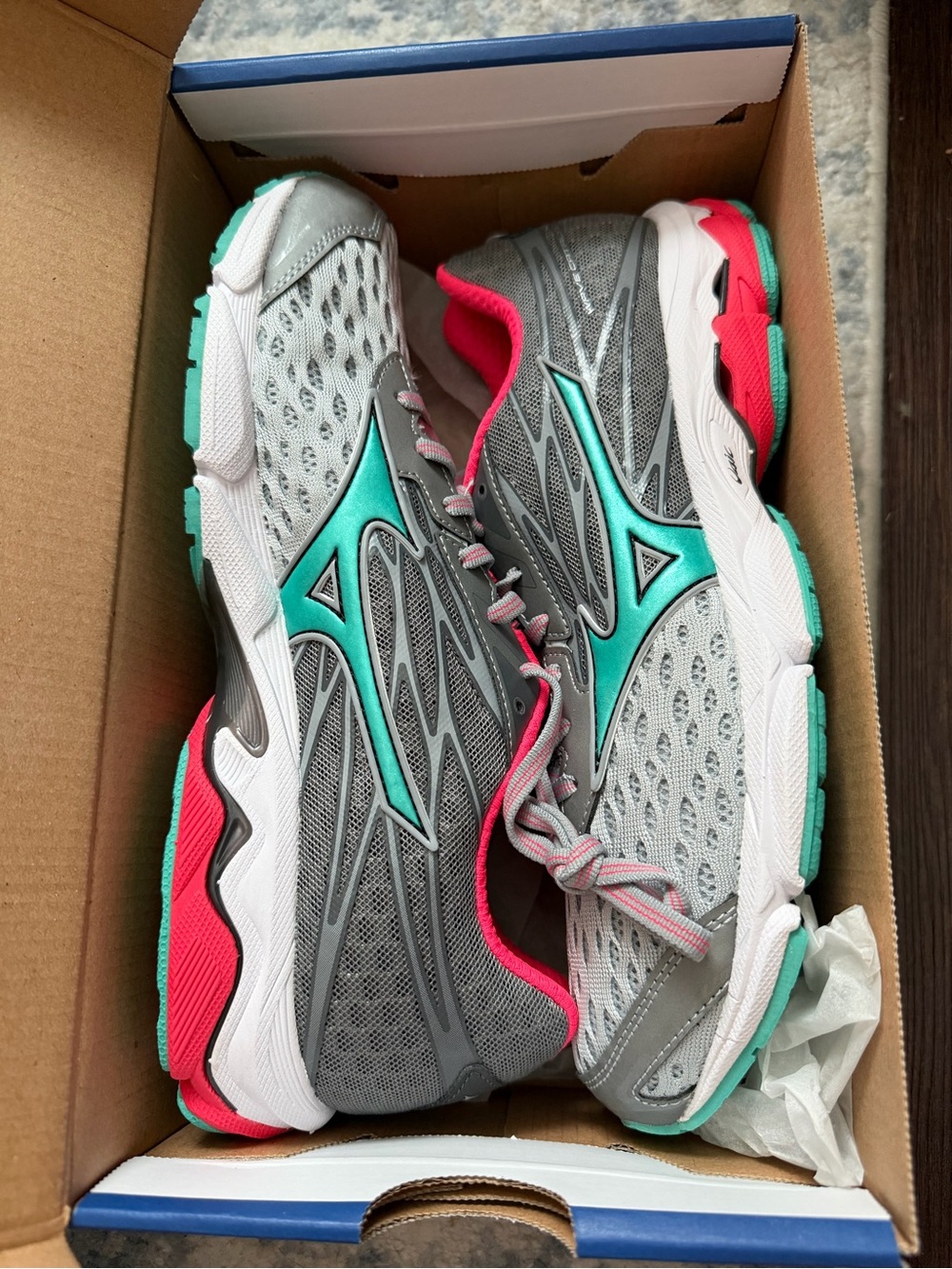Mizuno Women's Gray Mesh Running Shoes with Teal and Pink Accents